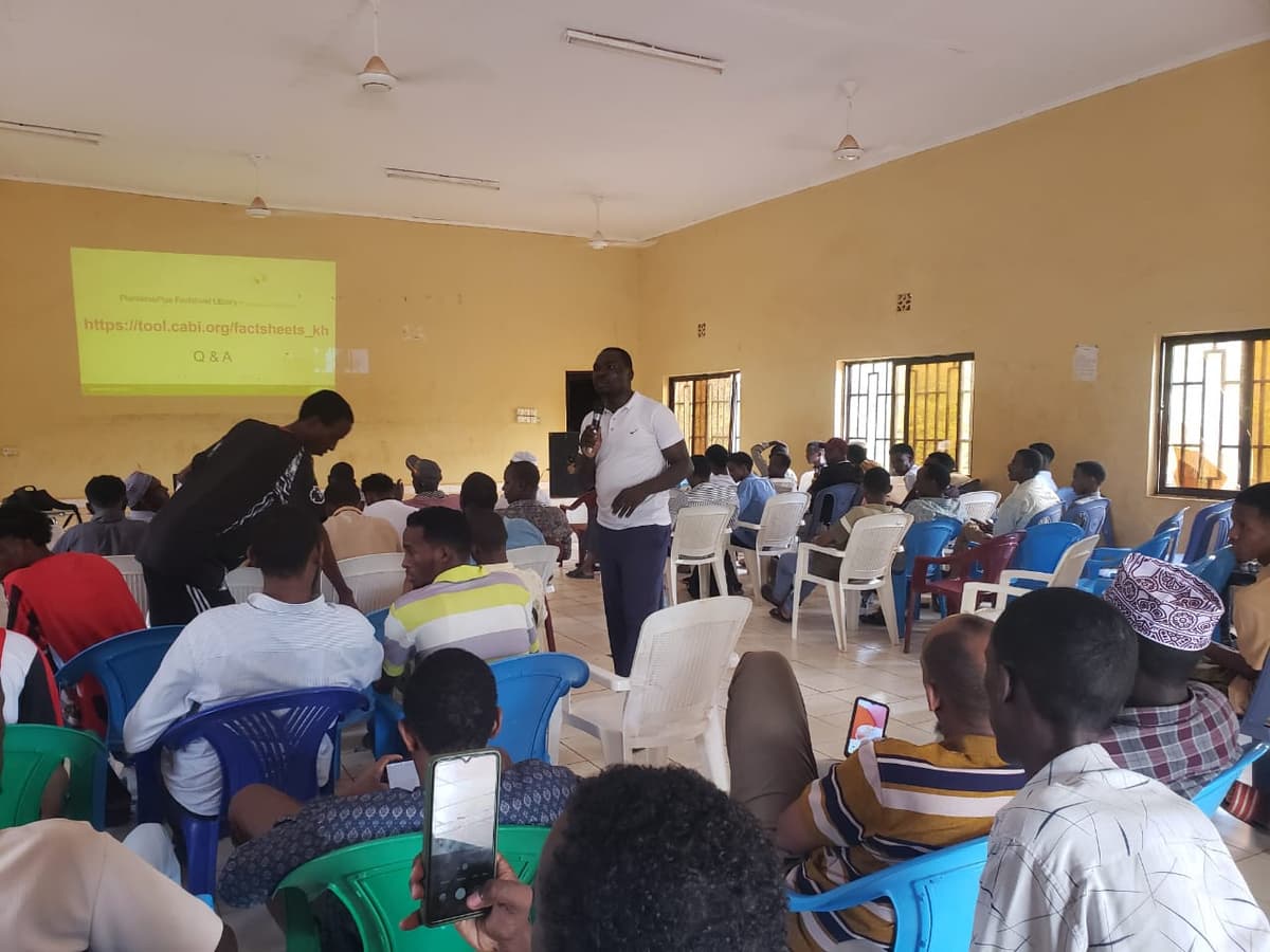 Stakeholder training and Q&A session on digital agriculture tools.
